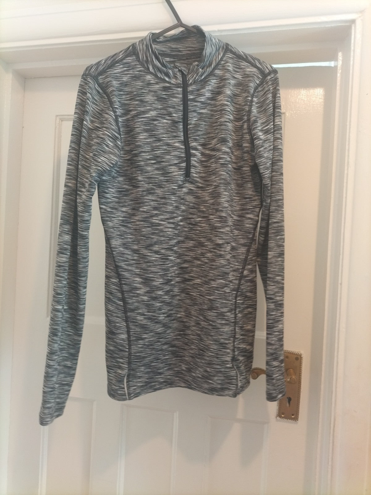 Ladies Usa 90⁰ Degrees Size XS Grey Fleck Long Sleeved Zip Through Jacket