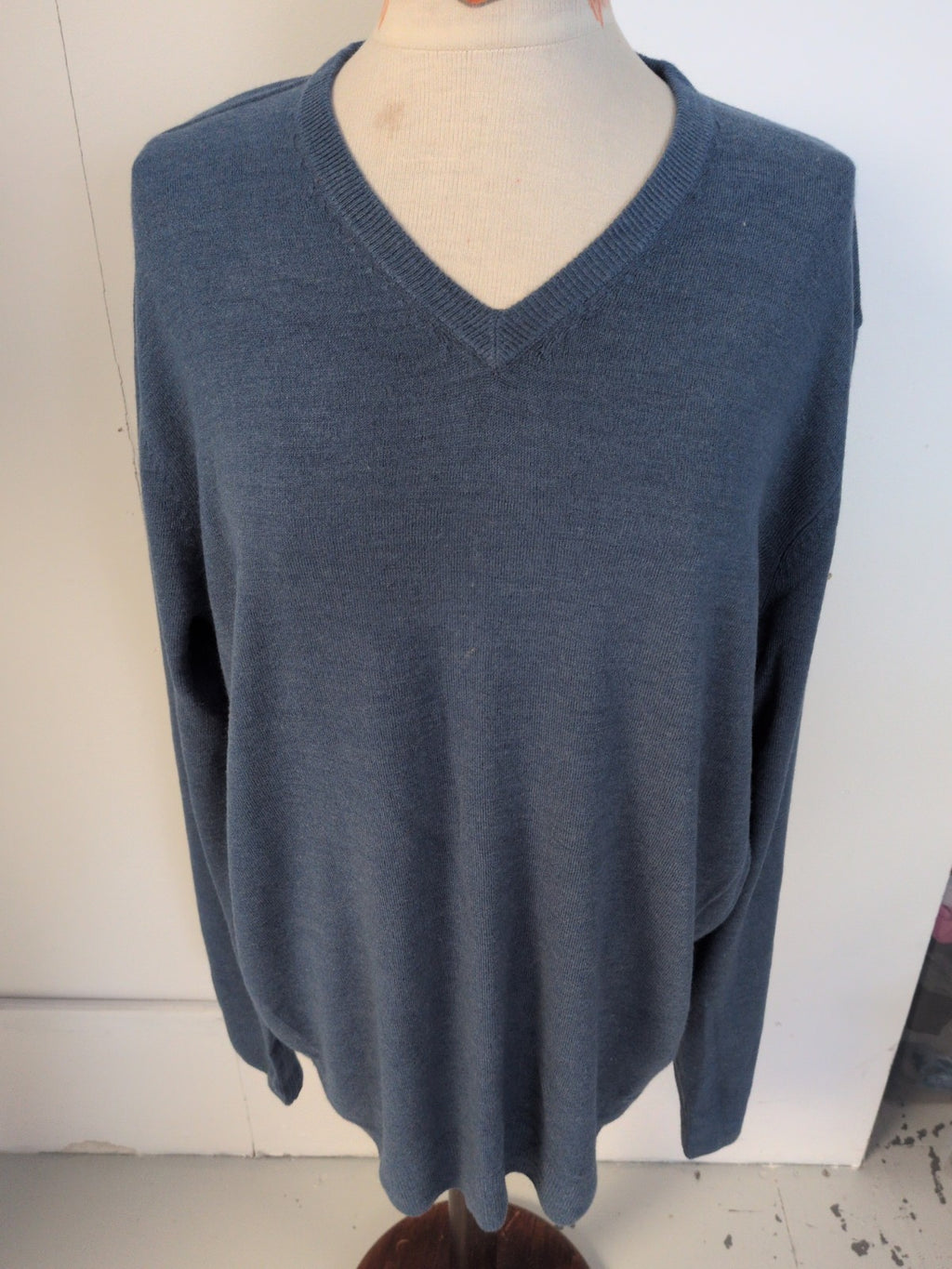 Marks And Spencer 2XL Navy V Neck Cashmilon Jumper Small Mark On Front