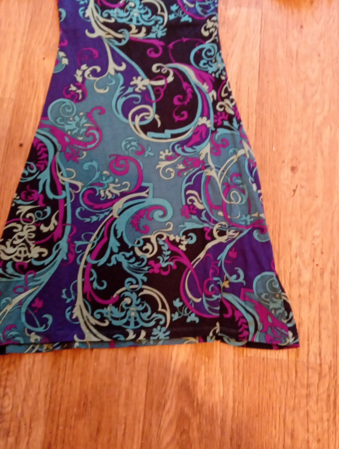 Ladies Warehouse Size 6 Multi Aztec Short Sleeved Straight Dress