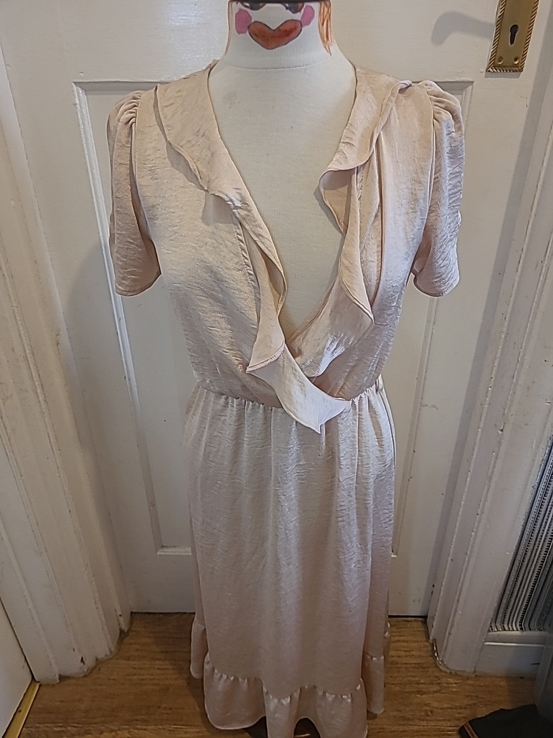 Ladies New Look Size 10 Baby Pink Short Sleeved Dress