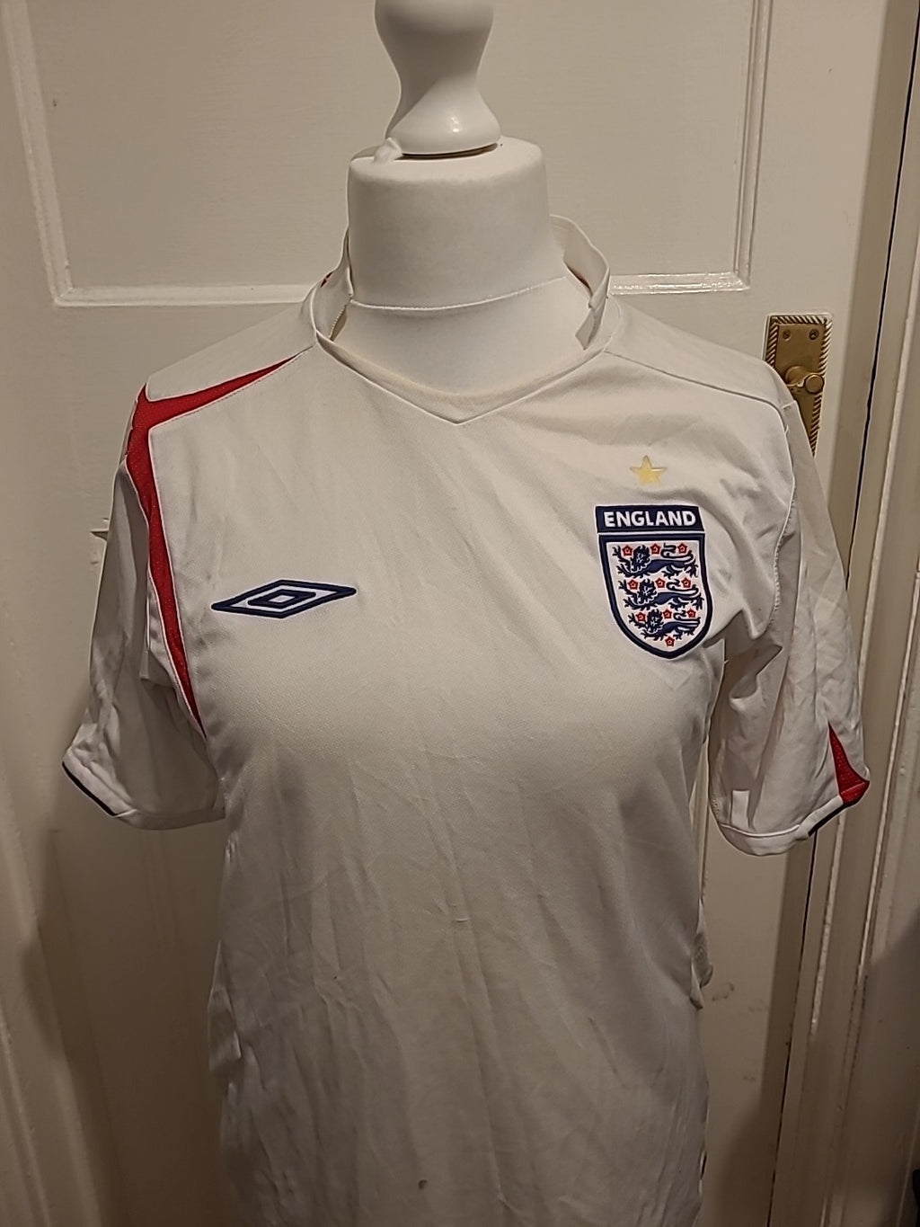Mens Umbro Size Medium England Fc Shirt