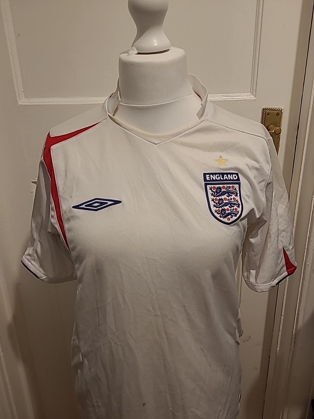 Mens Umbro Size Medium England Fc Shirt
