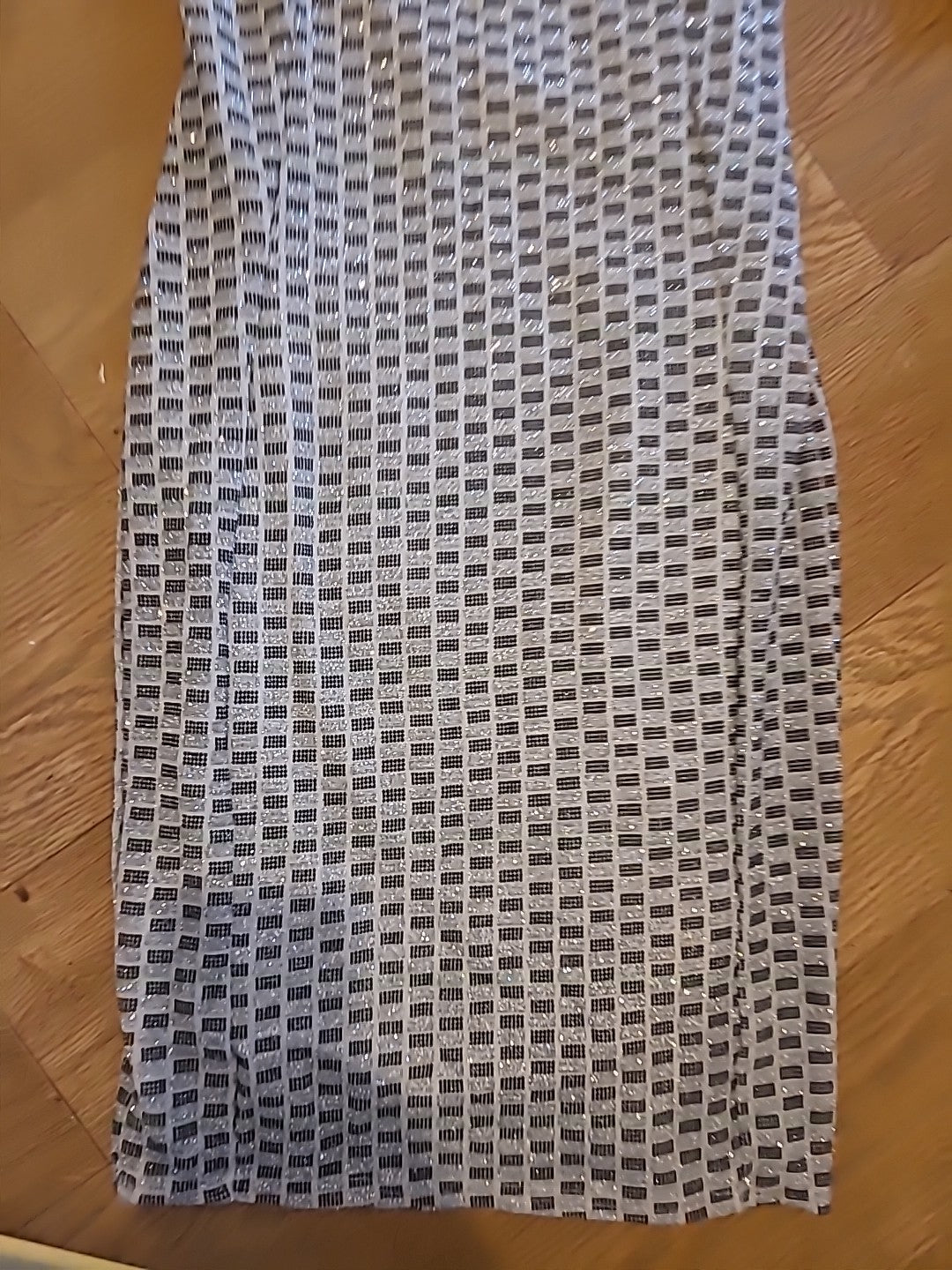 Ladies Quiz Size 12 Black Amd Silver Glittery Long Sleeved Pencil Dress