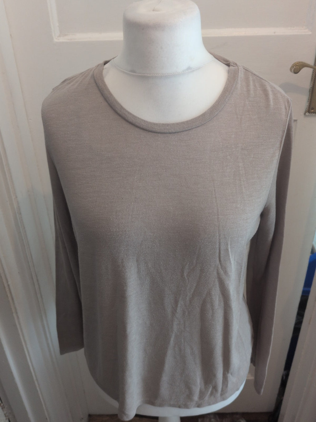 George 16 Neutral Long Sleeve T-shirt