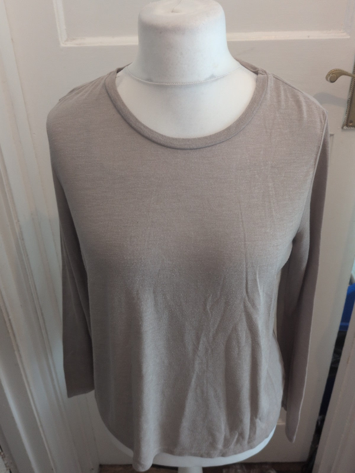 George 16 Neutral Long Sleeve T-shirt