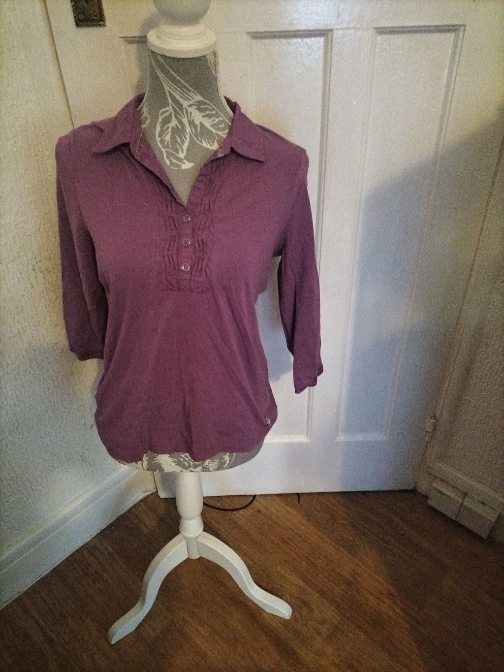 Ladies Size 10 Purple Long Sleeved Blouse