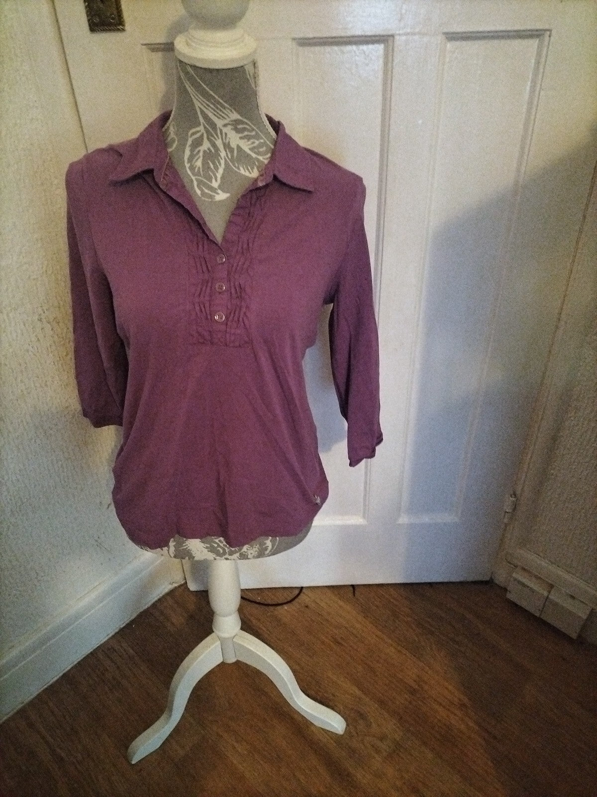 Ladies Size 10 Purple Long Sleeved Blouse