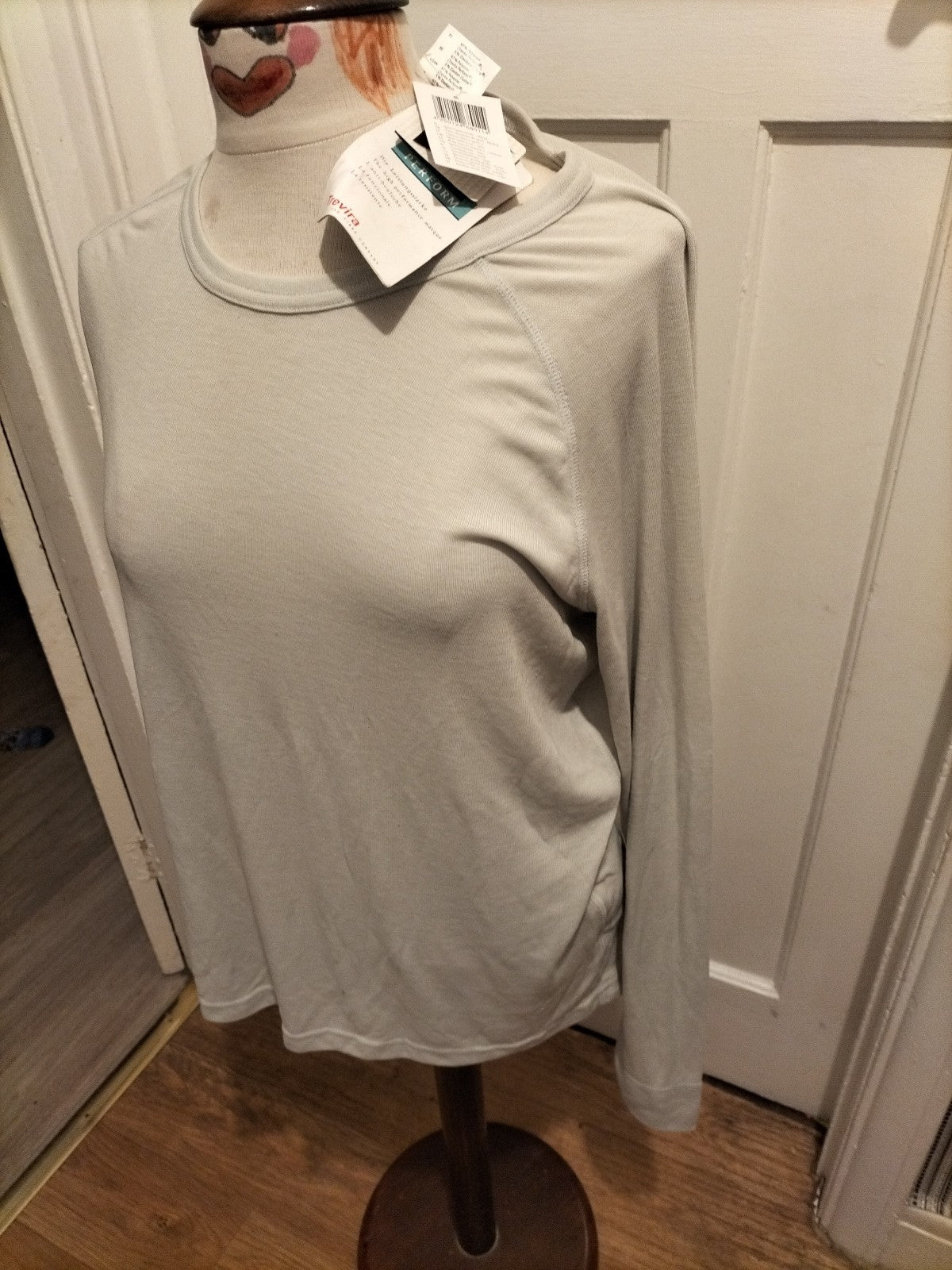 Brand New Mens Unique&Pure Size 2XL Pale Blue Long Sleeved Sports Tshirt
