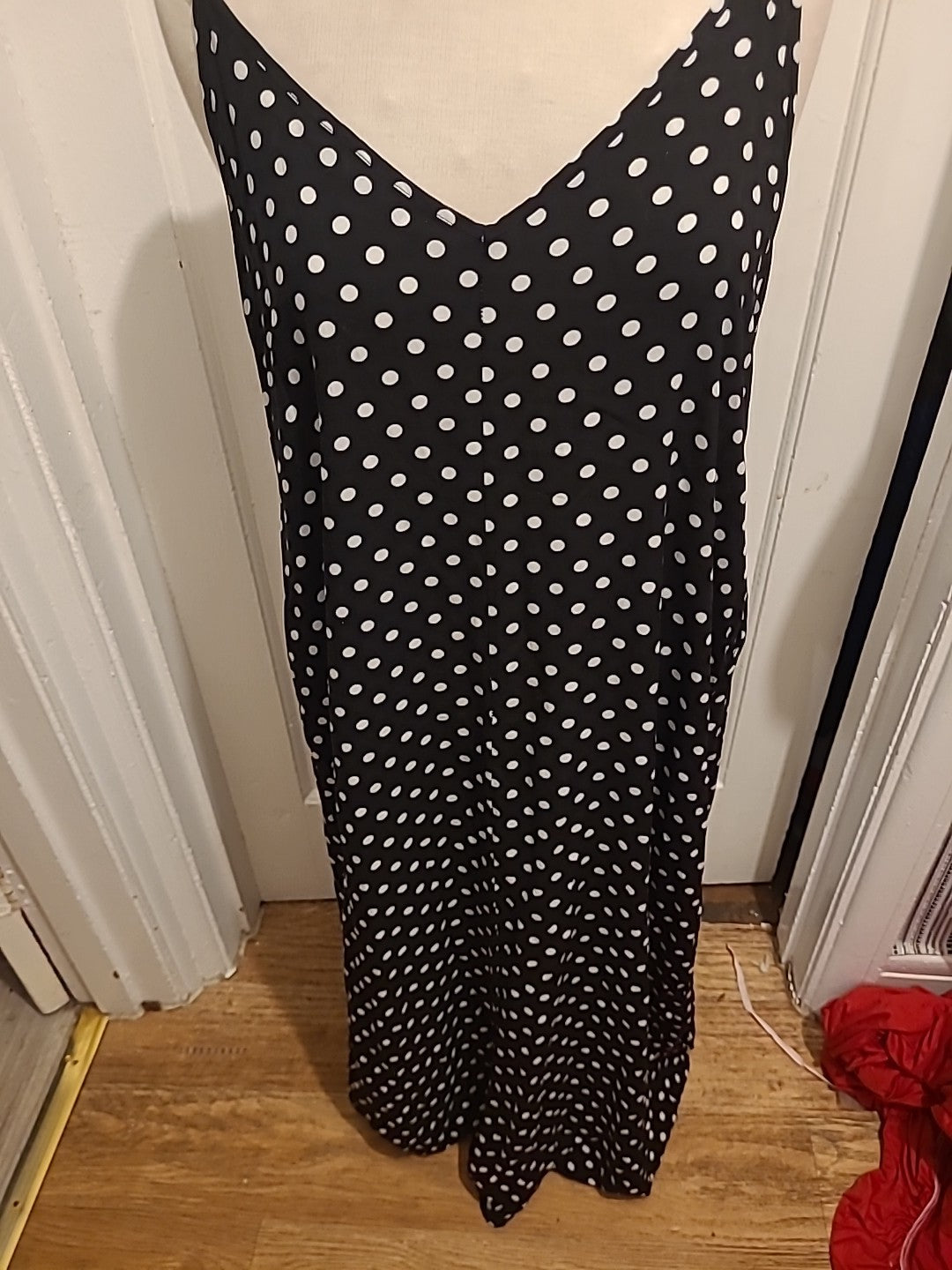 Ladies Kojooin Size Medium Polkadot Long Length Pencil Dress