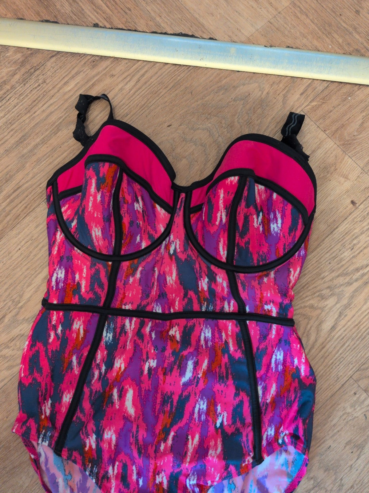 Ladies Simply Yours Size 36E Padded Pink Swimming Costume