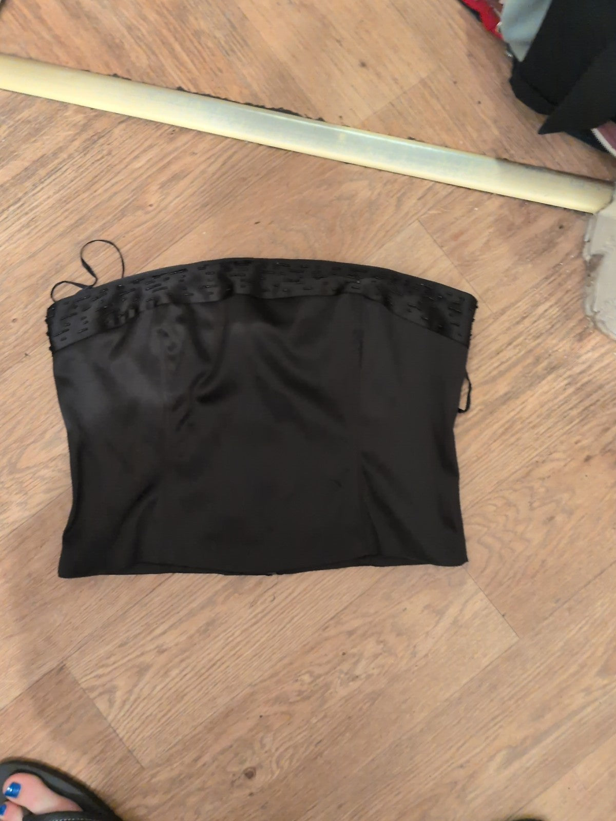 Amaranto 16 Black Sleeveless Strapless Top
