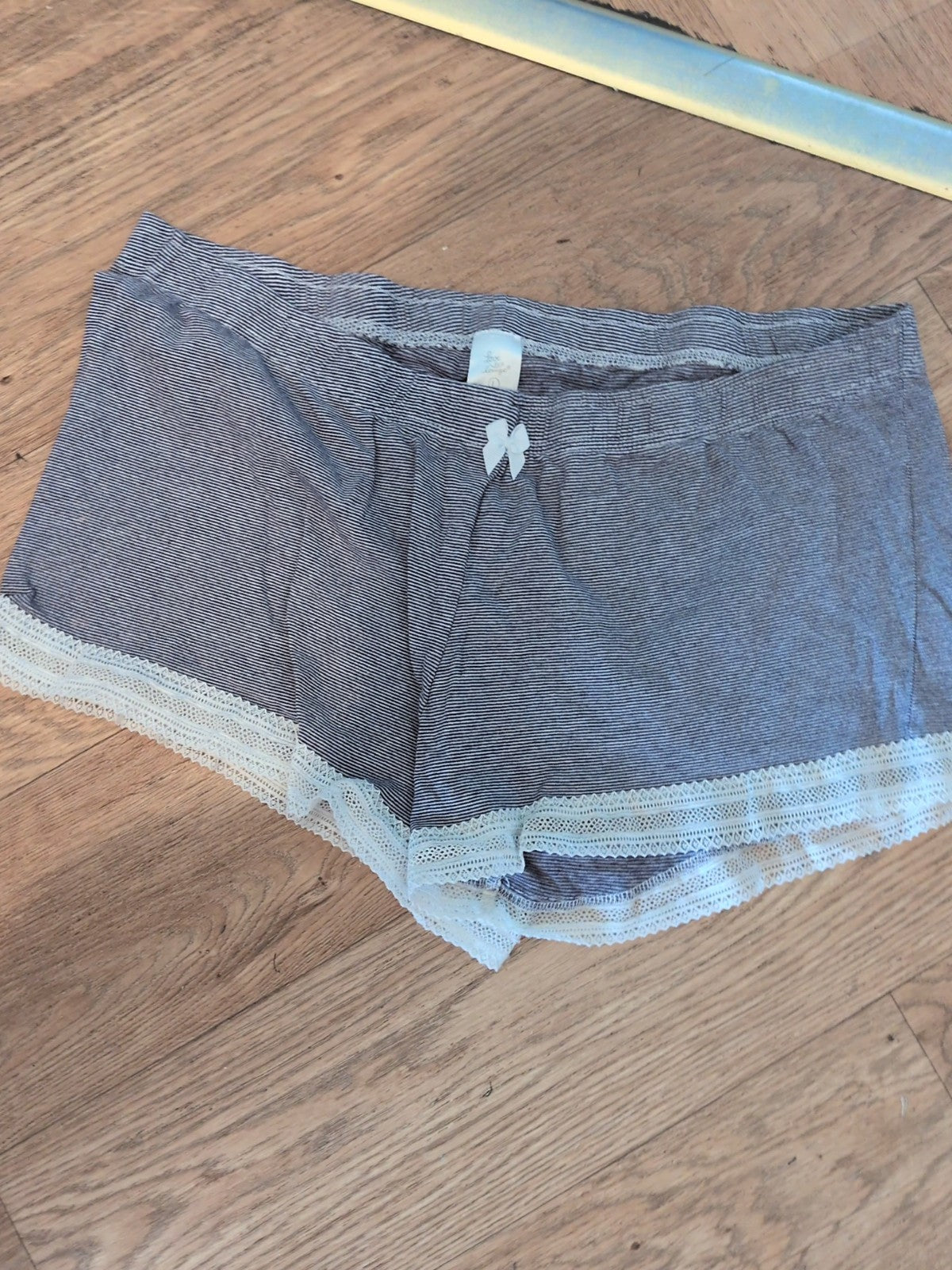 Primark 14-16 Large Blue And White Frill Hem Sleep Shorts