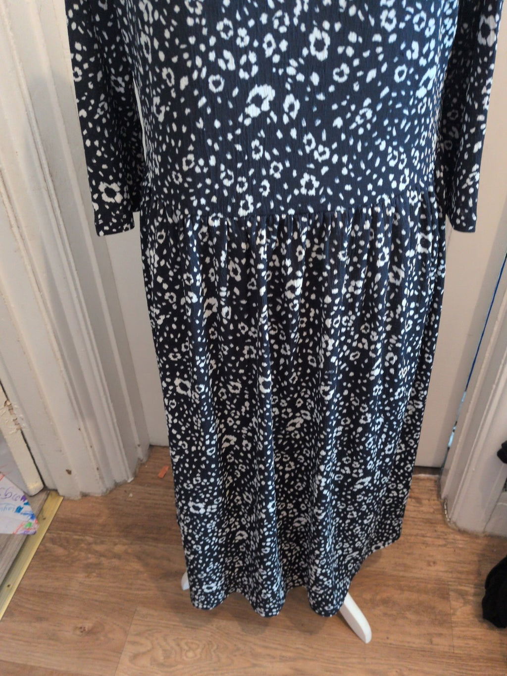 Nutmeg 16 Navy Blue And White Splodge Long Sleeve Long Length Dress