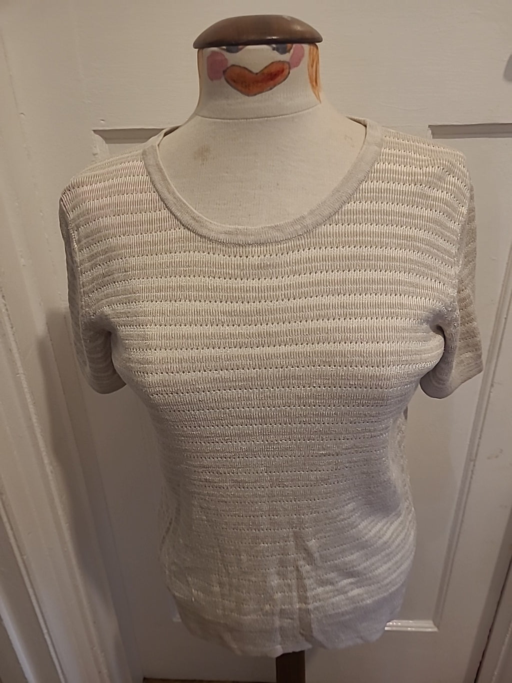 Ladies Viyella Size Small Two Tone Beige Short Sleeved Top