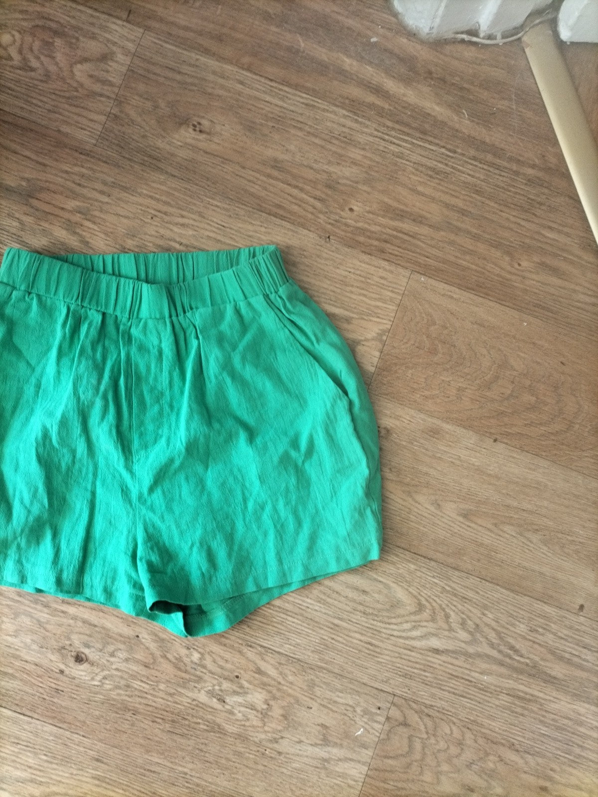 Ladies Shein Size XS Green Elasticated Shorts
