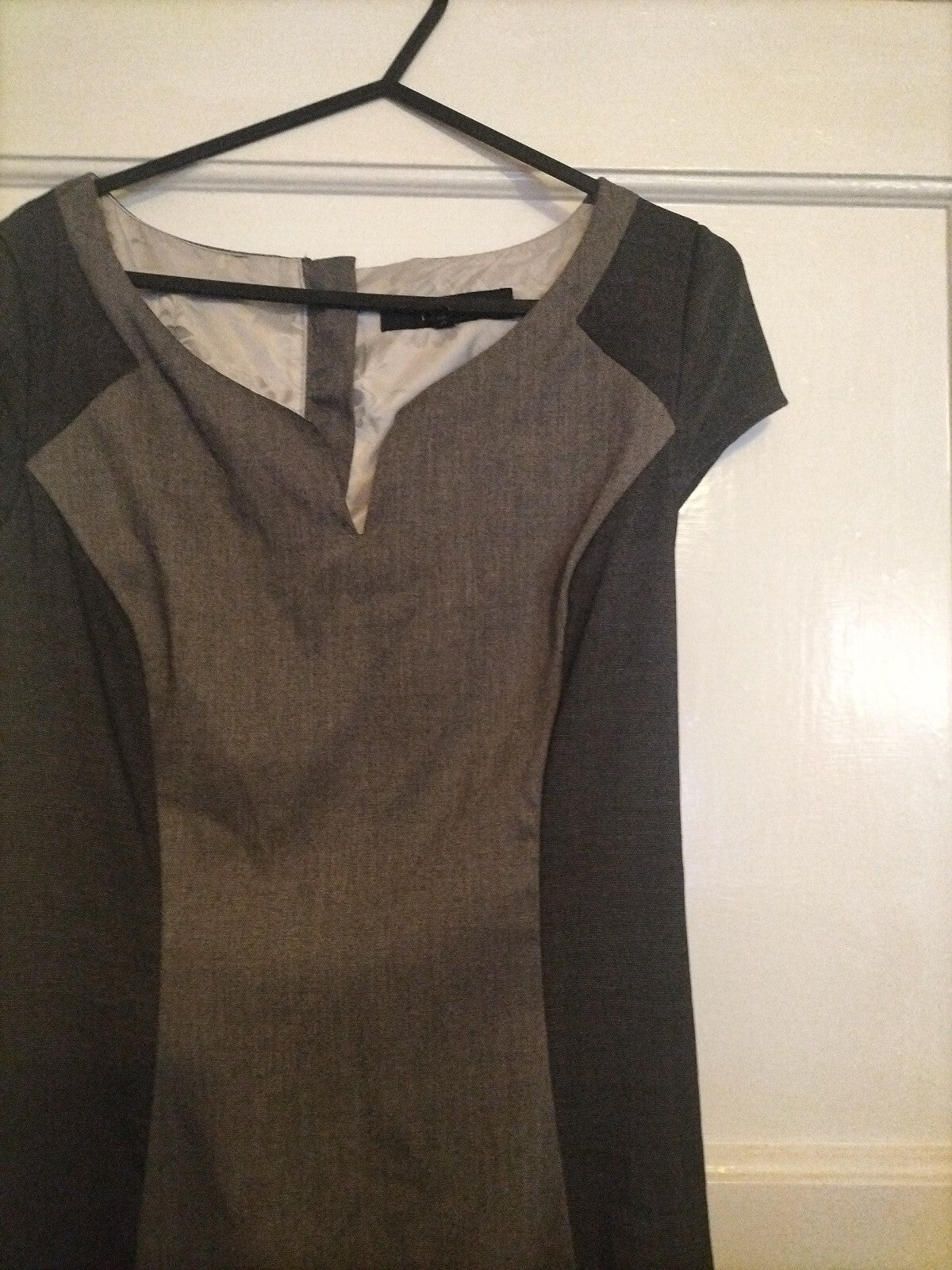 Ladies Next Size 6R Grey Cap Sleeved Dress