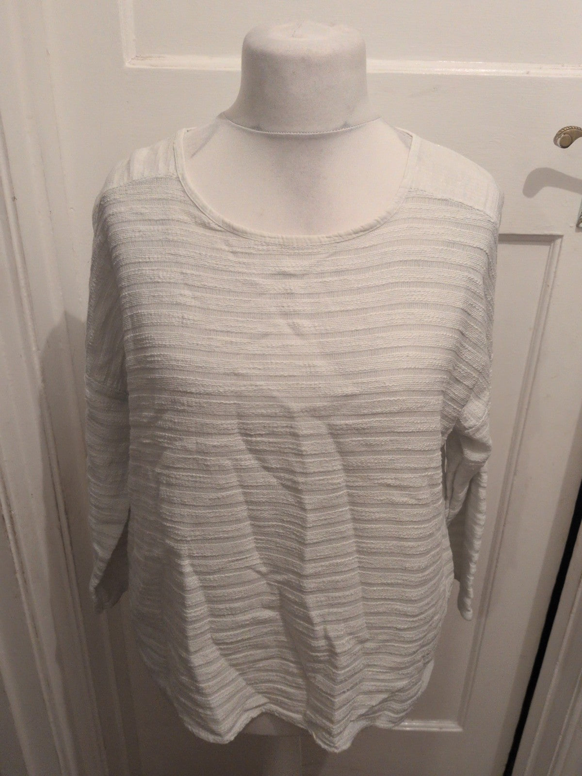 Ladies First Avenue Size M/L White Sequin Shoulder Long Sleeve Blouse