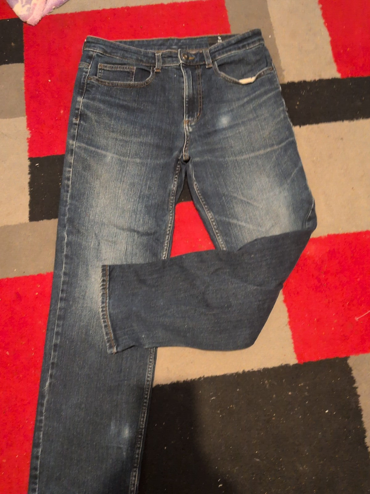 TU 32short Straight Jeans