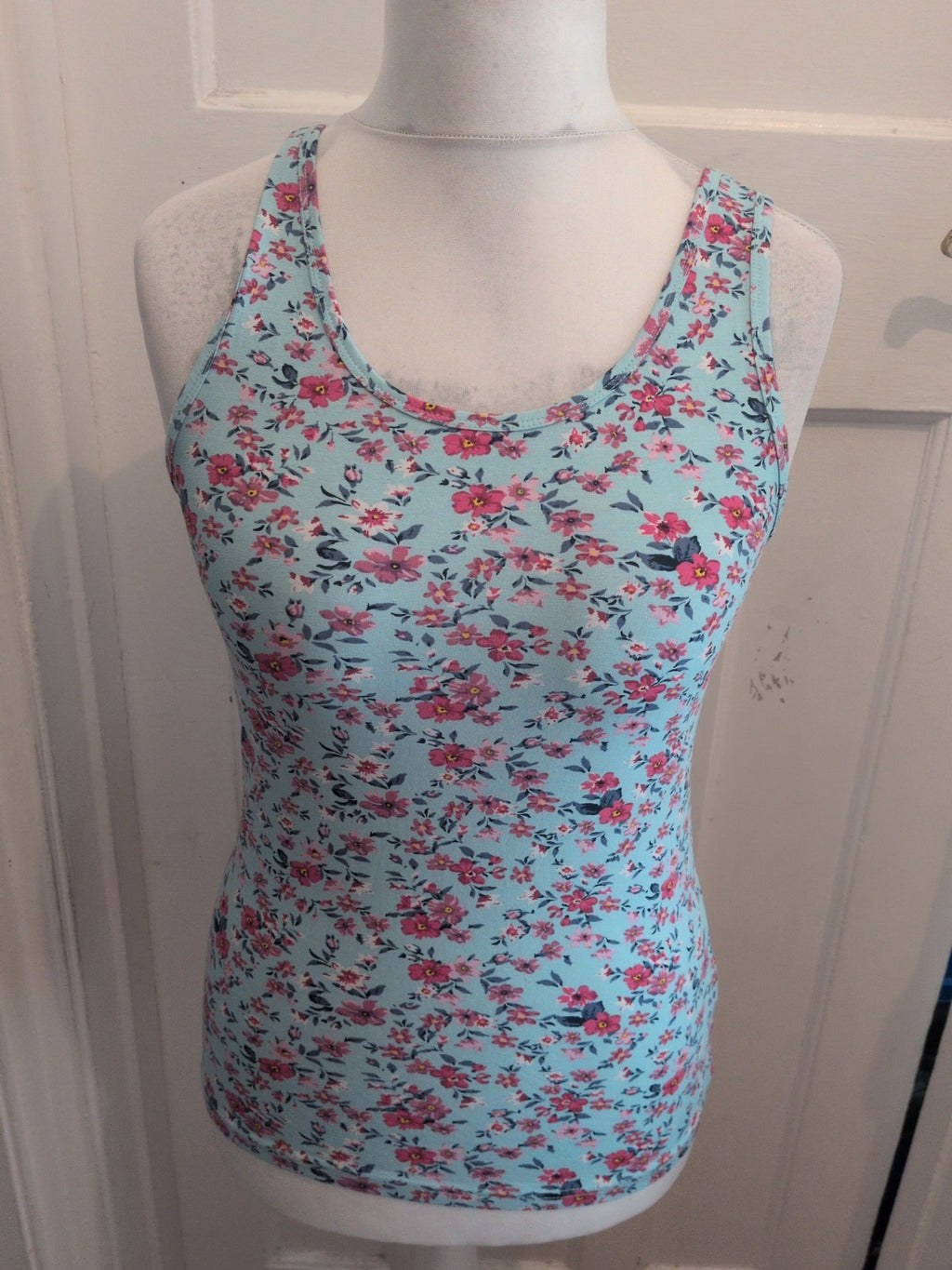 Nkd Medium Aqua Floral Sleeveless Vest Tank Rop