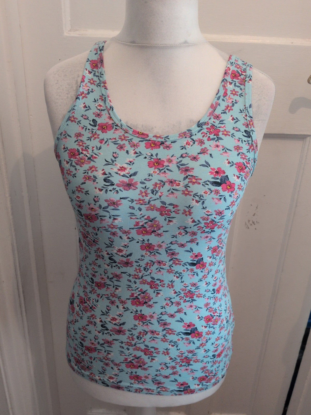 Nkd Medium Aqua Floral Sleeveless Vest Tank Rop