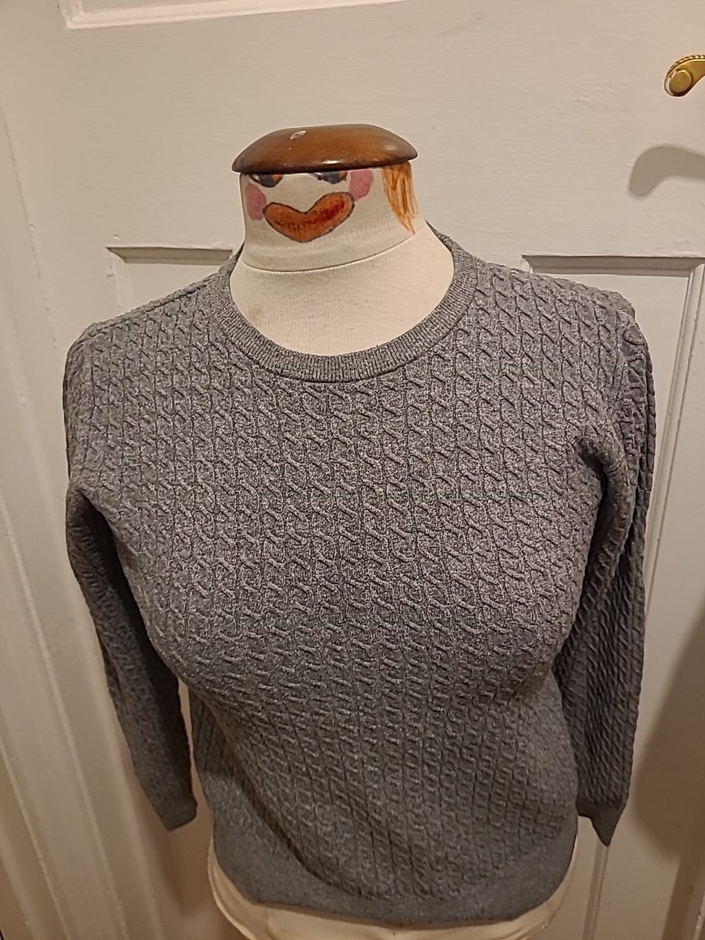 Ladies Papaya Size 16(Looks Much Smaller) Grey Textured Long Sleeved Top