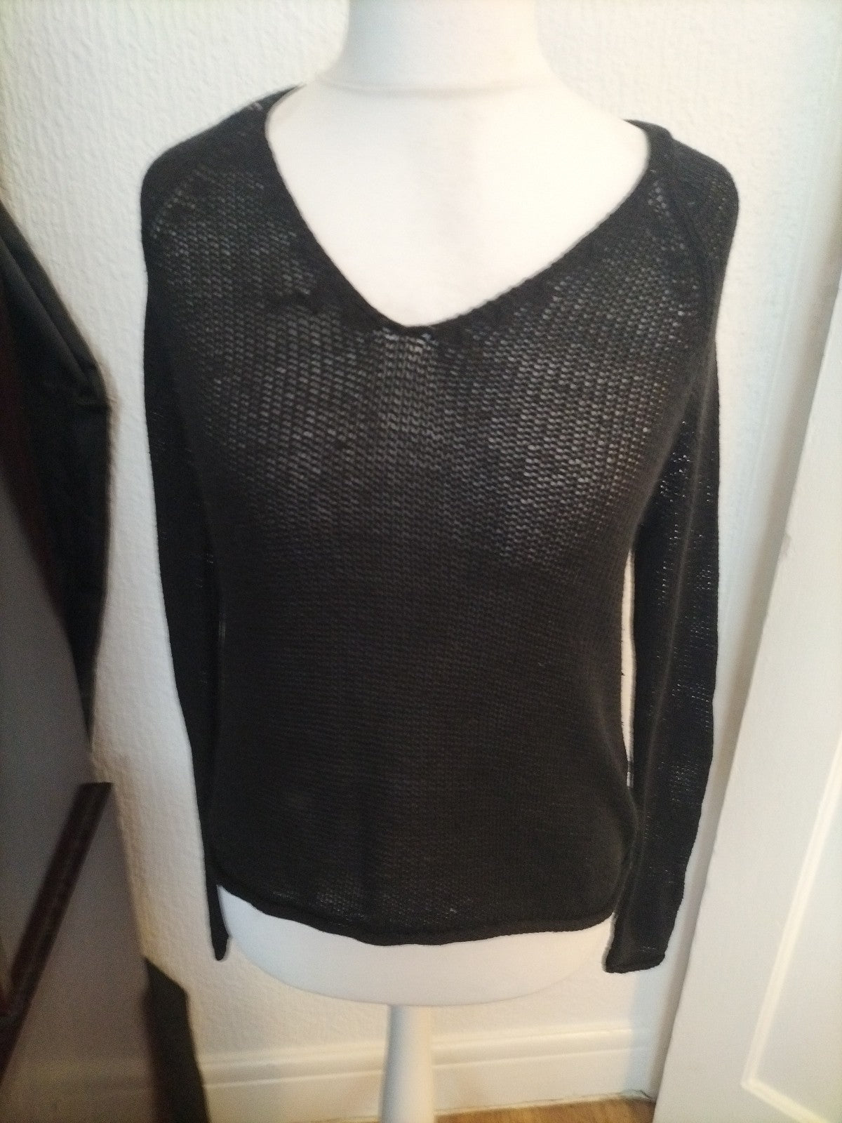 Ladies H&M Size Small Black Knit Jumper