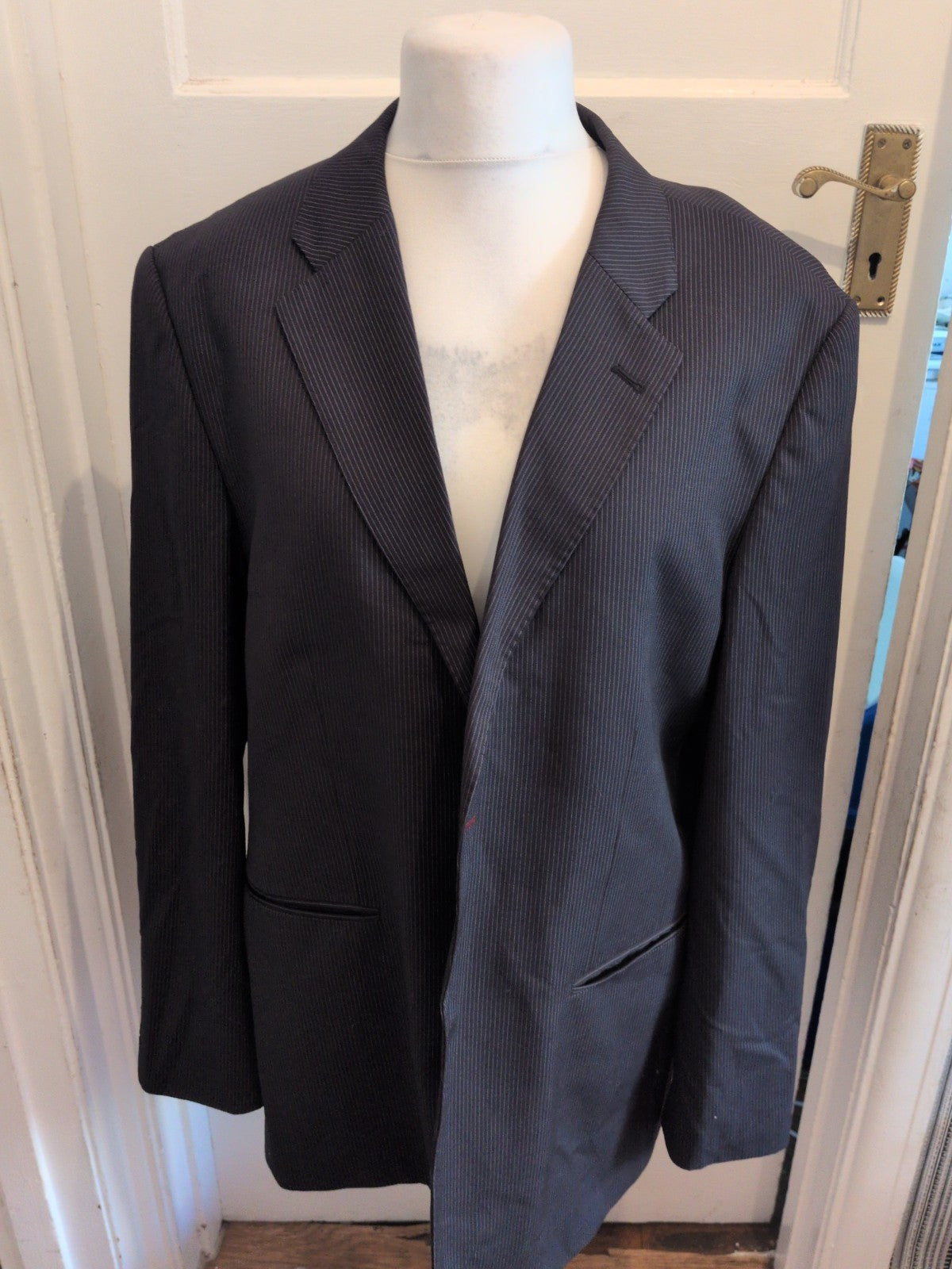 Mens Burton Size XL Black Pinstripe Lined Suit Jacket