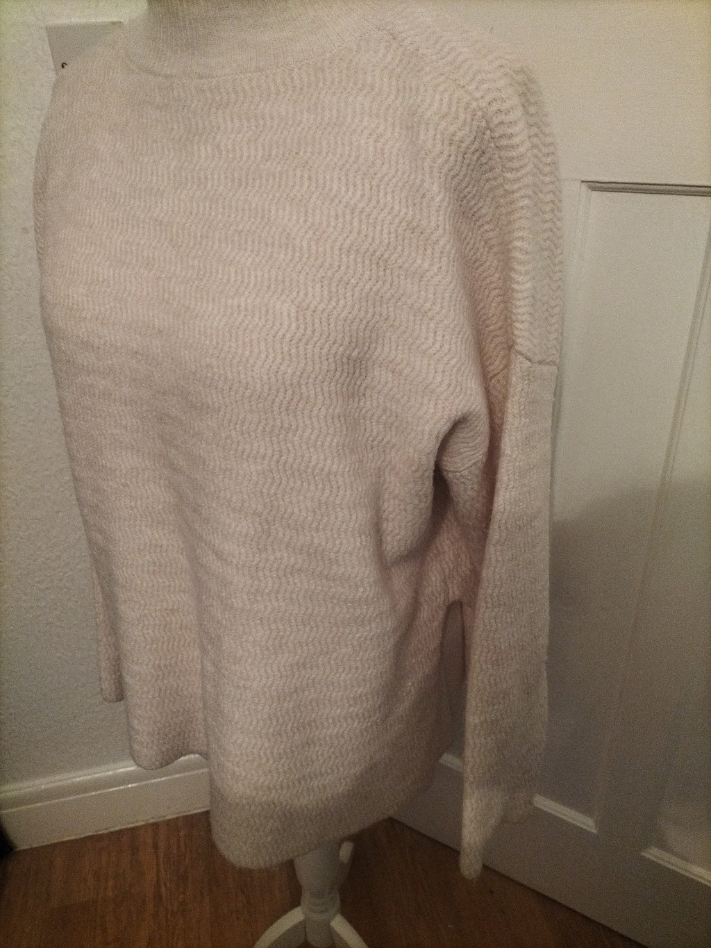 Ladies Primark Size 14-16 Cream Split Hem Pullover Jumper