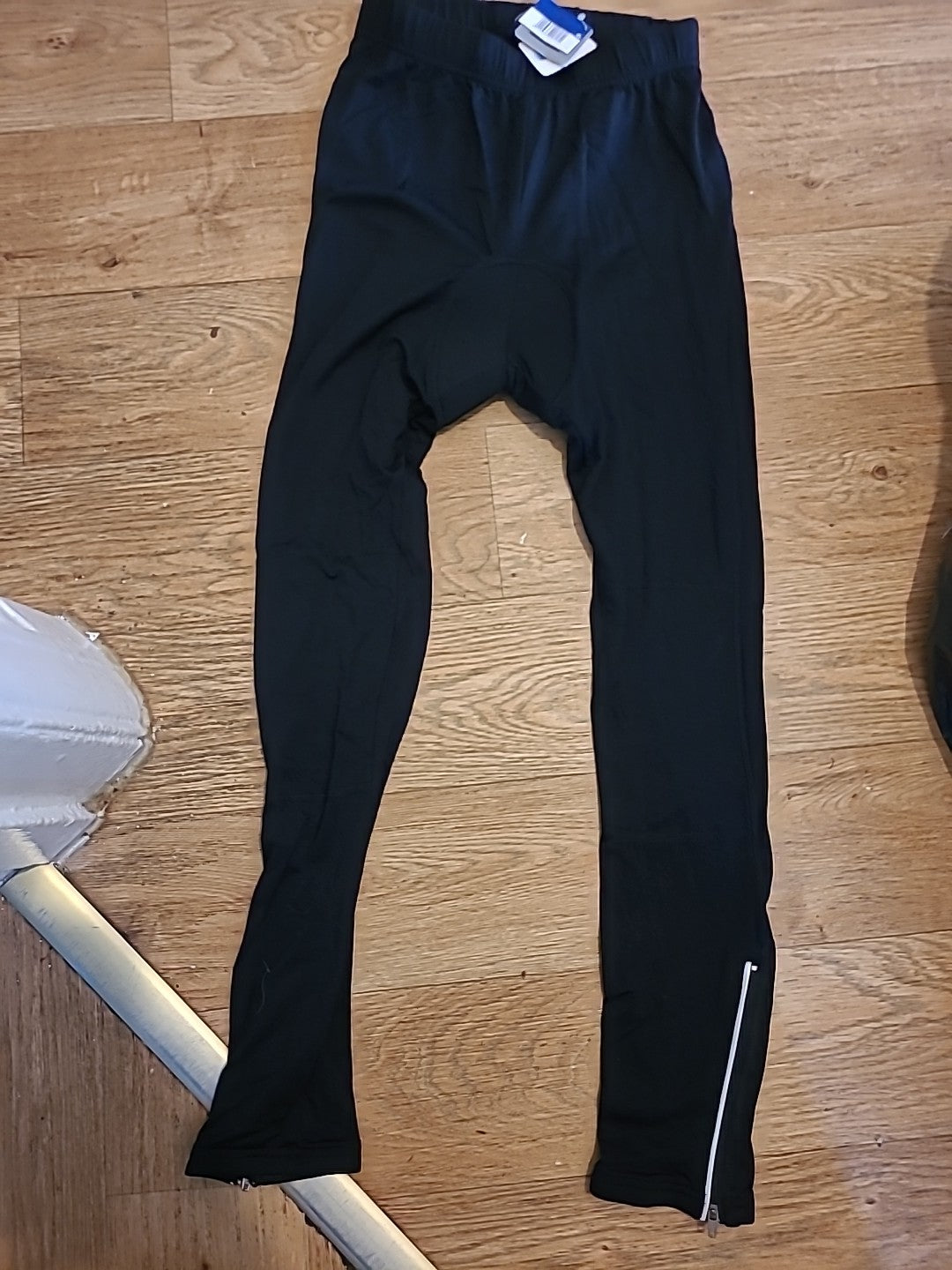 Brand New Ladies Movement Size Small Black Cycling Leggings