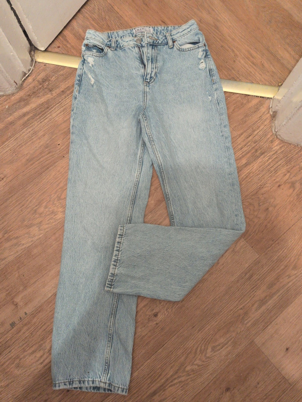 Ladies Denim&Co Size 8 Light blue Denim Jeans