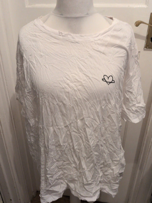 ASOS 28 White T-shirt Short Sleeve Print