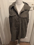 Ladies Shein Size XL Green Sleeveless Buttoned Longline Blouse