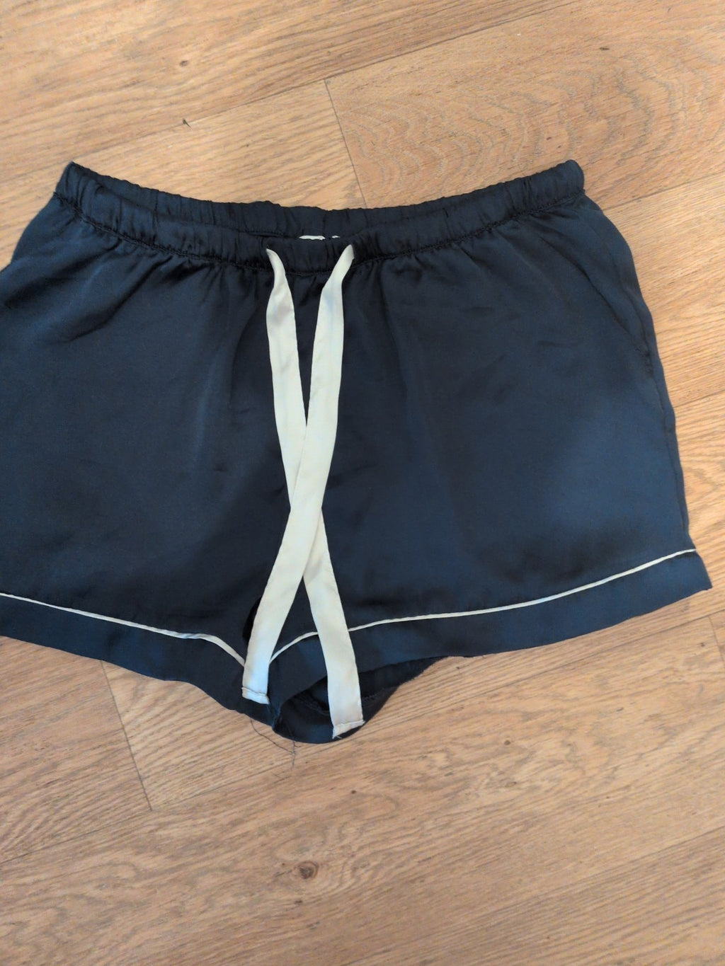 Primark 10-12 Navy Satiny Elasticated Pyjama Sleep Shorts