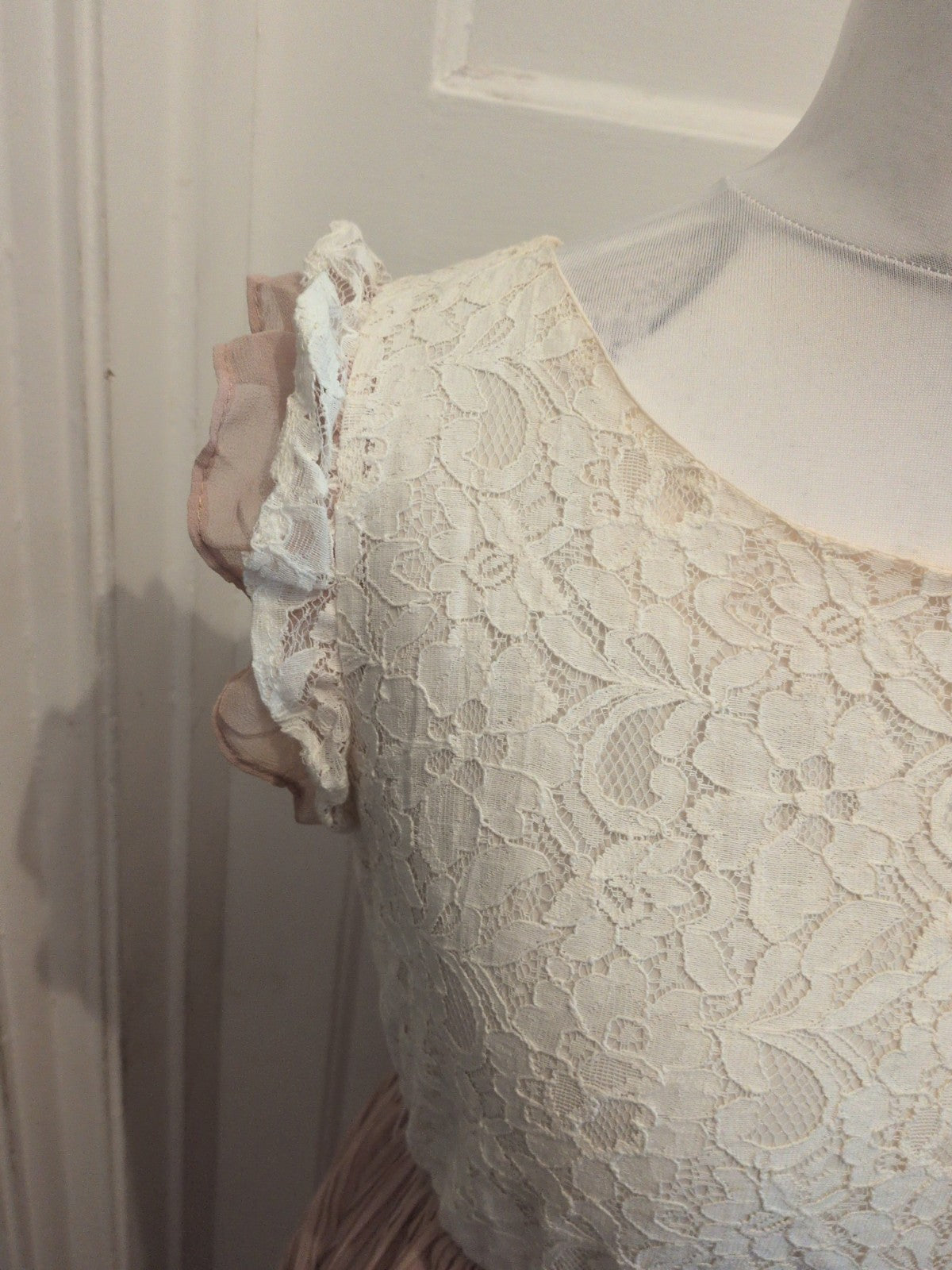 Absolutely & Faith Large Cream And Beige Lined Sleeveless Dress