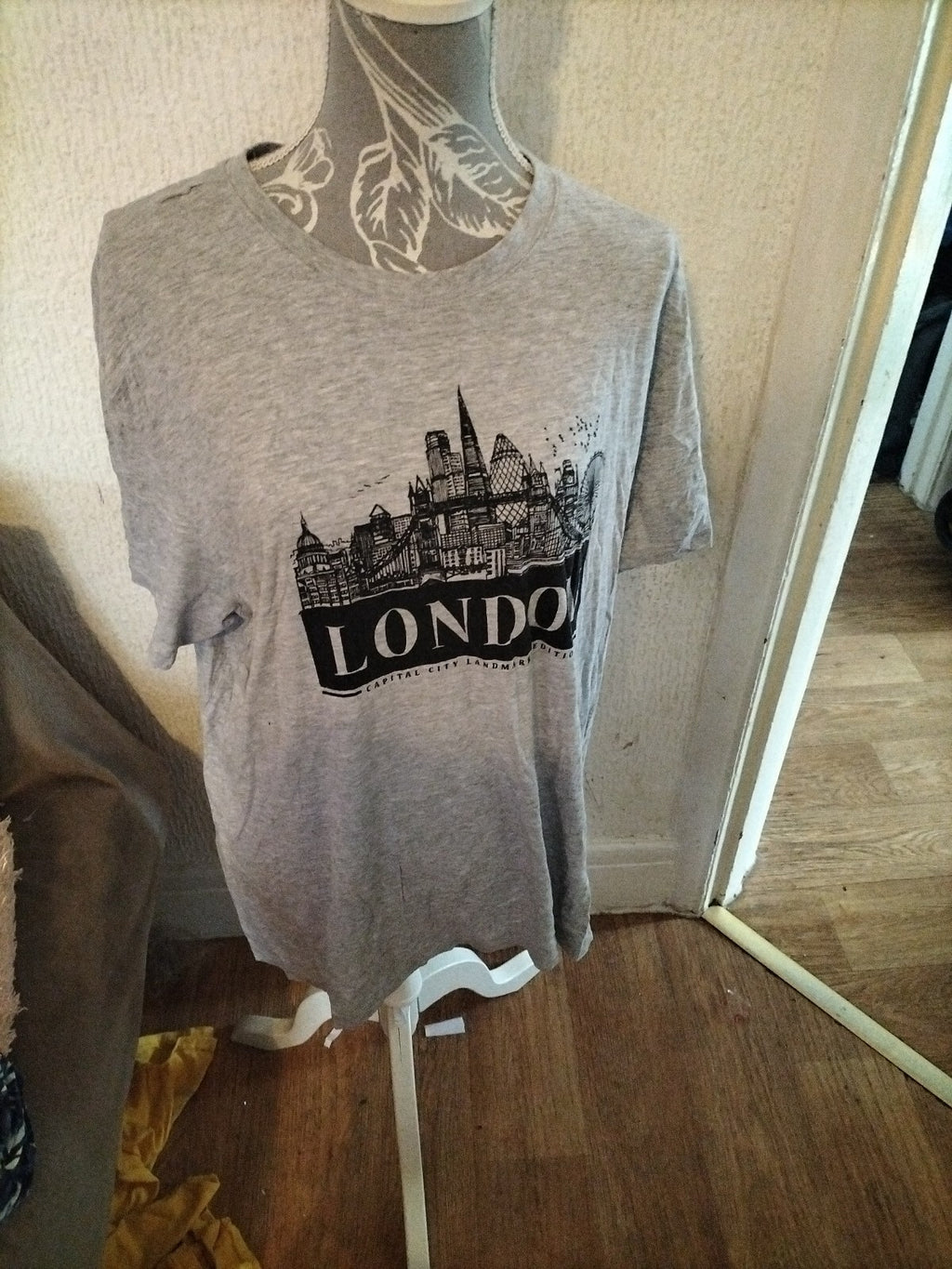 Mens Primark 2XL Short Sleeved London Tshirt