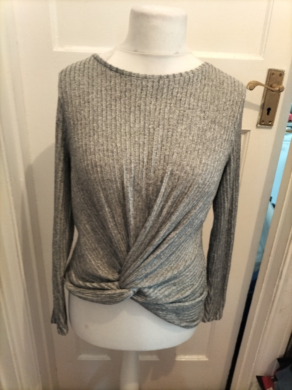 New Look 10 Grey Knot Detail Long Sleeved Jumper