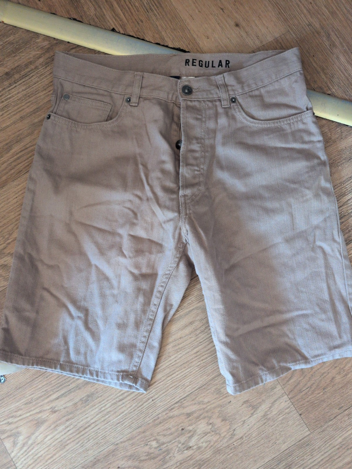 Divided 30" Brown Regular Shorts Denim