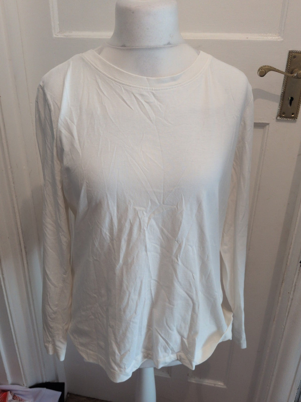 XL 18-20 White Long Sleeve Crew T-shirt Primark