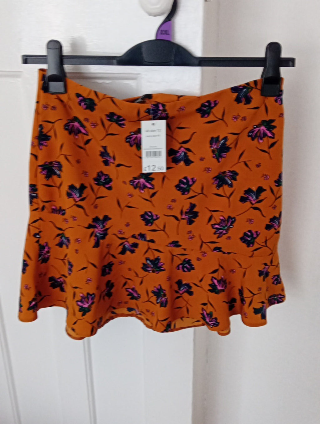 Ladies  Brand New Size 12 Floral Skirt Mustard