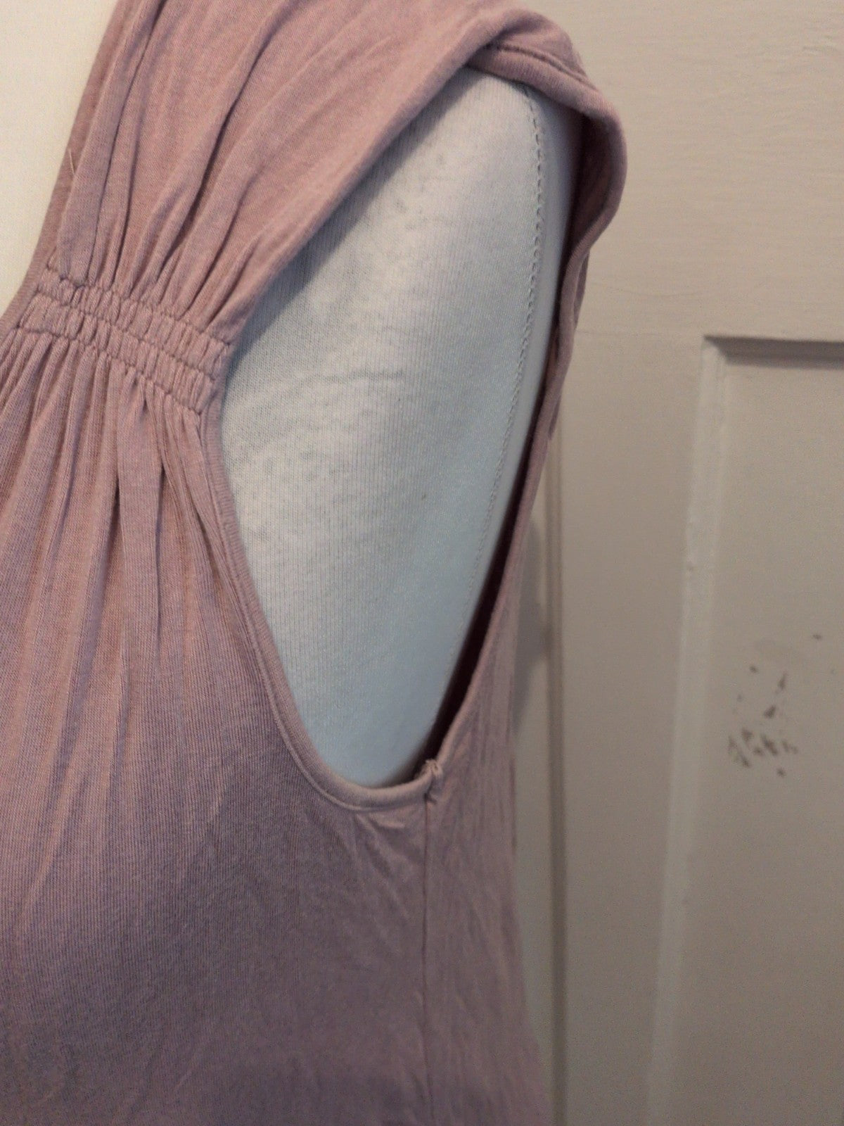 Edeis 16-18 Pale Purple Sleeveless Blouse