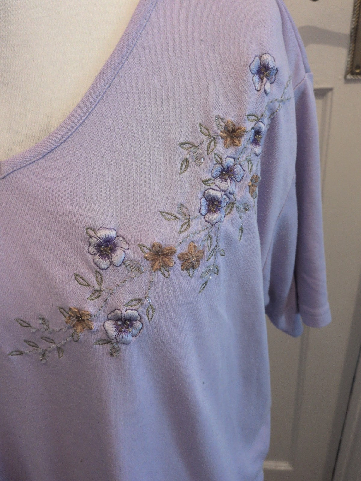 Avant Garde XL Lilac Floral Padded Short Sleeve Blouse