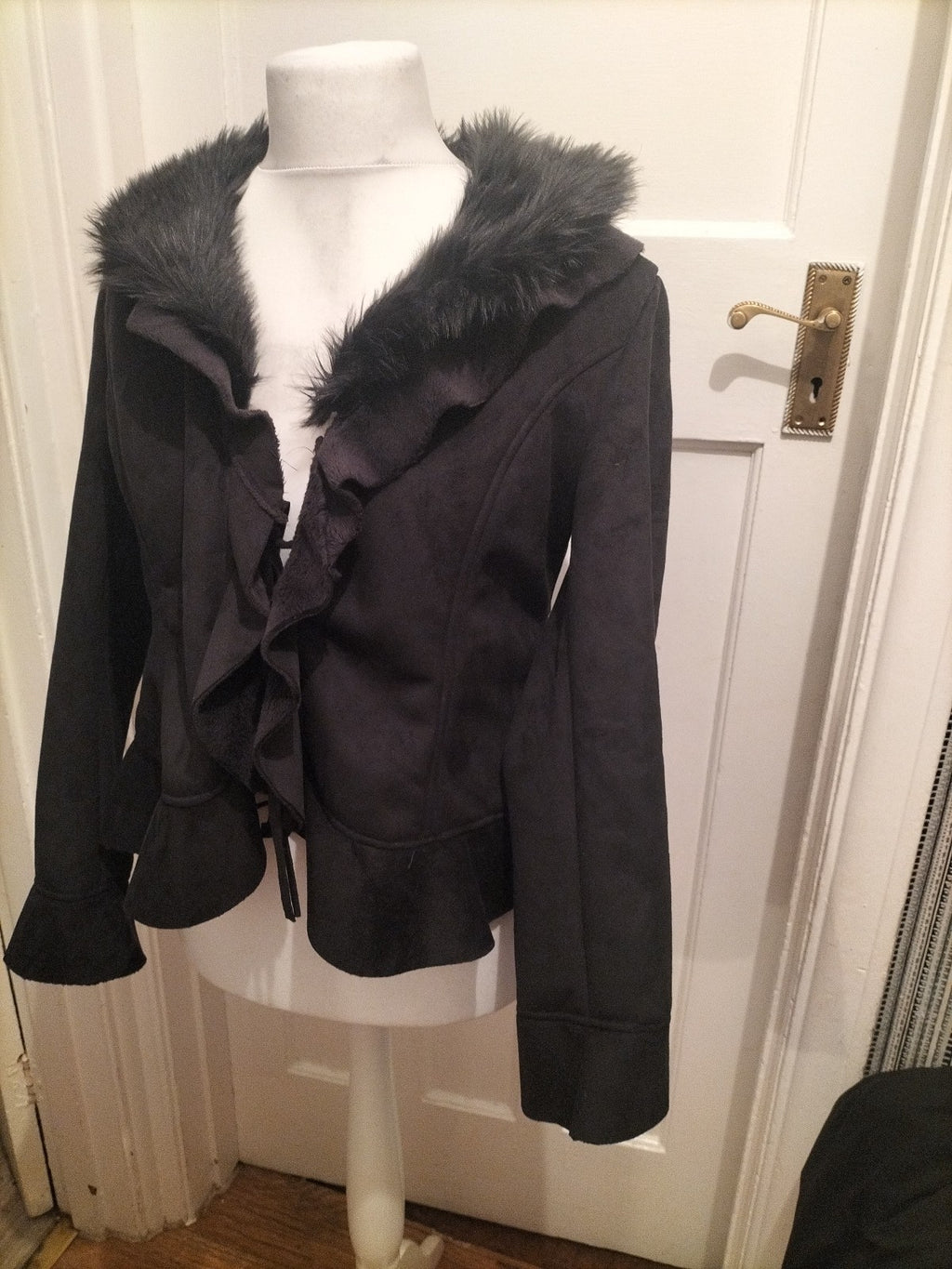 Ladies Casamia Size S/M Black Soft Faux Fur Jacket
