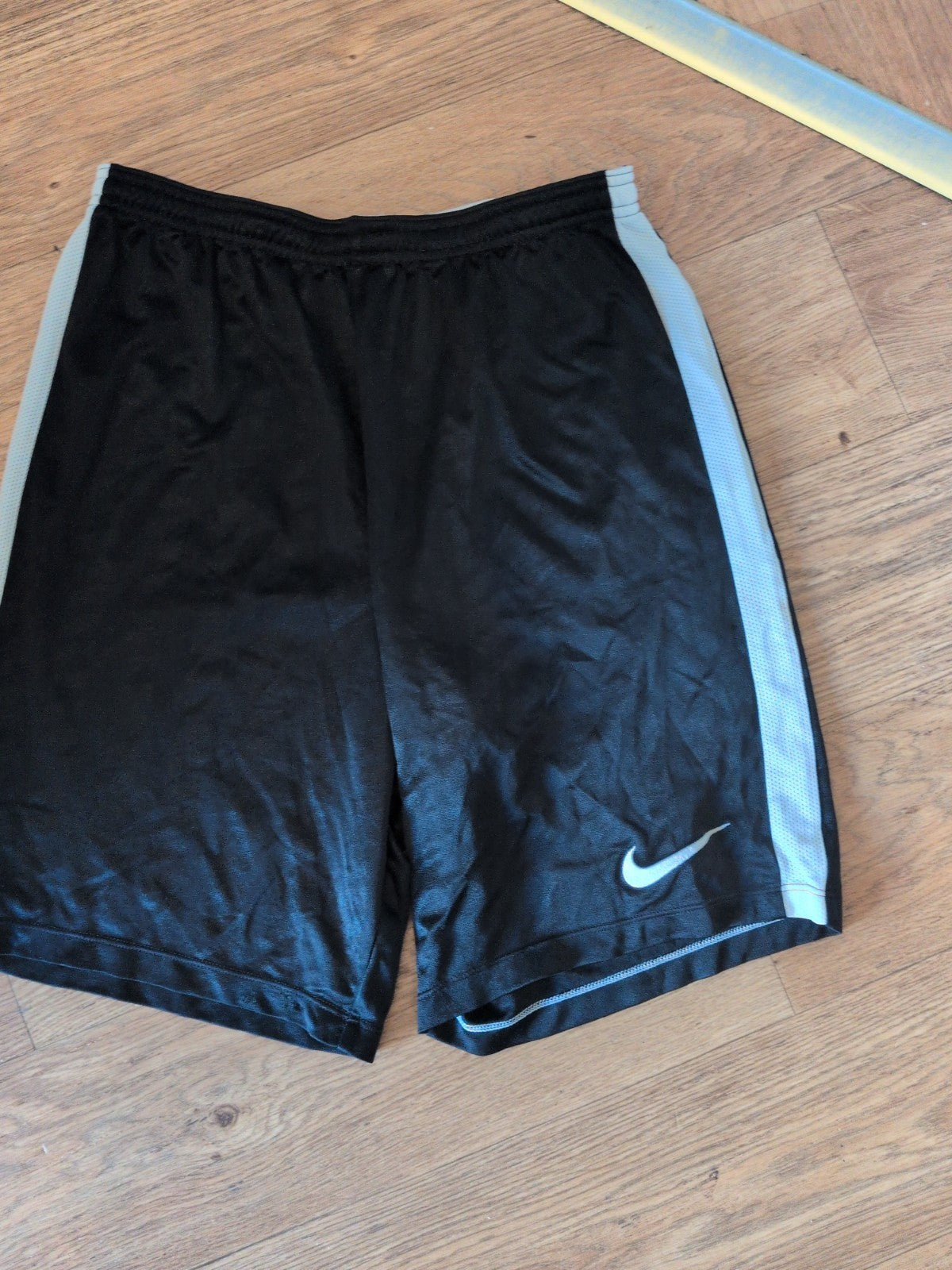 Mens Nike Dri Fit Size Medium Black With White Trim Shorts