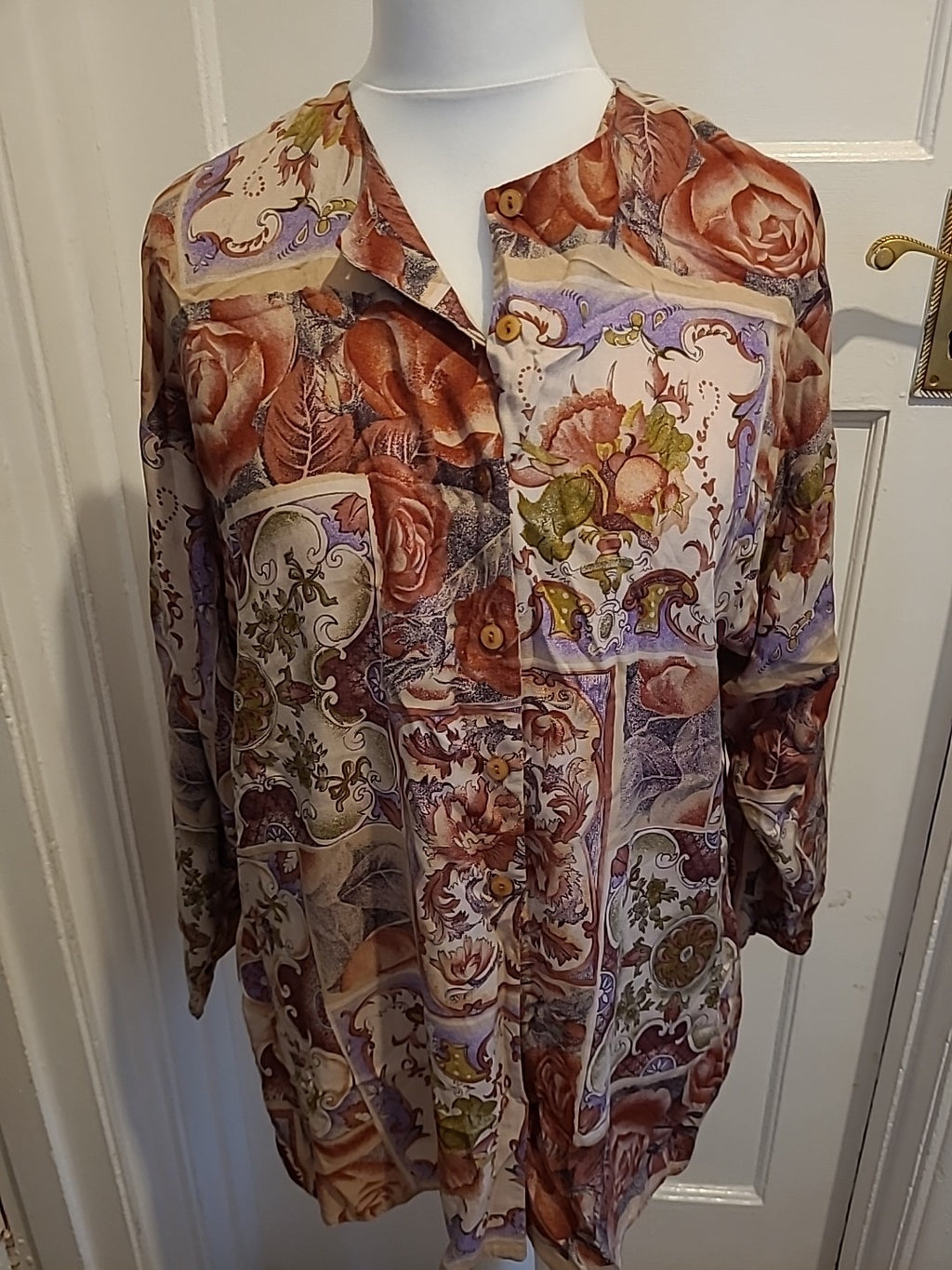 Ladies BHS Size 14 Aztec Rose Buttoned Blouse