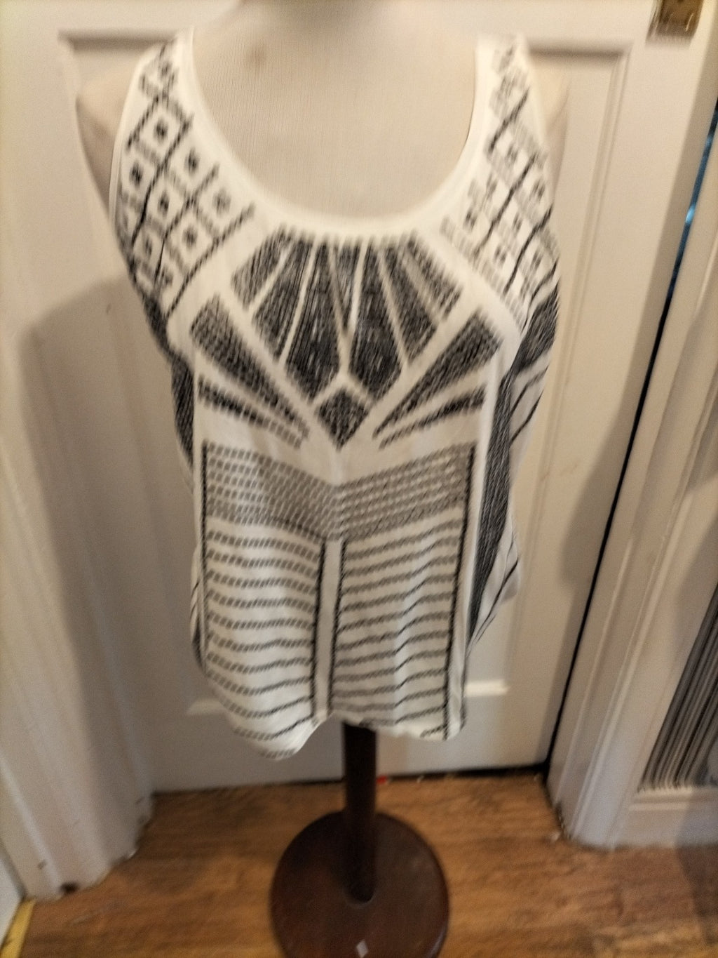 Ladies Express Size Large Sequin/Black/White Vest Tank Top