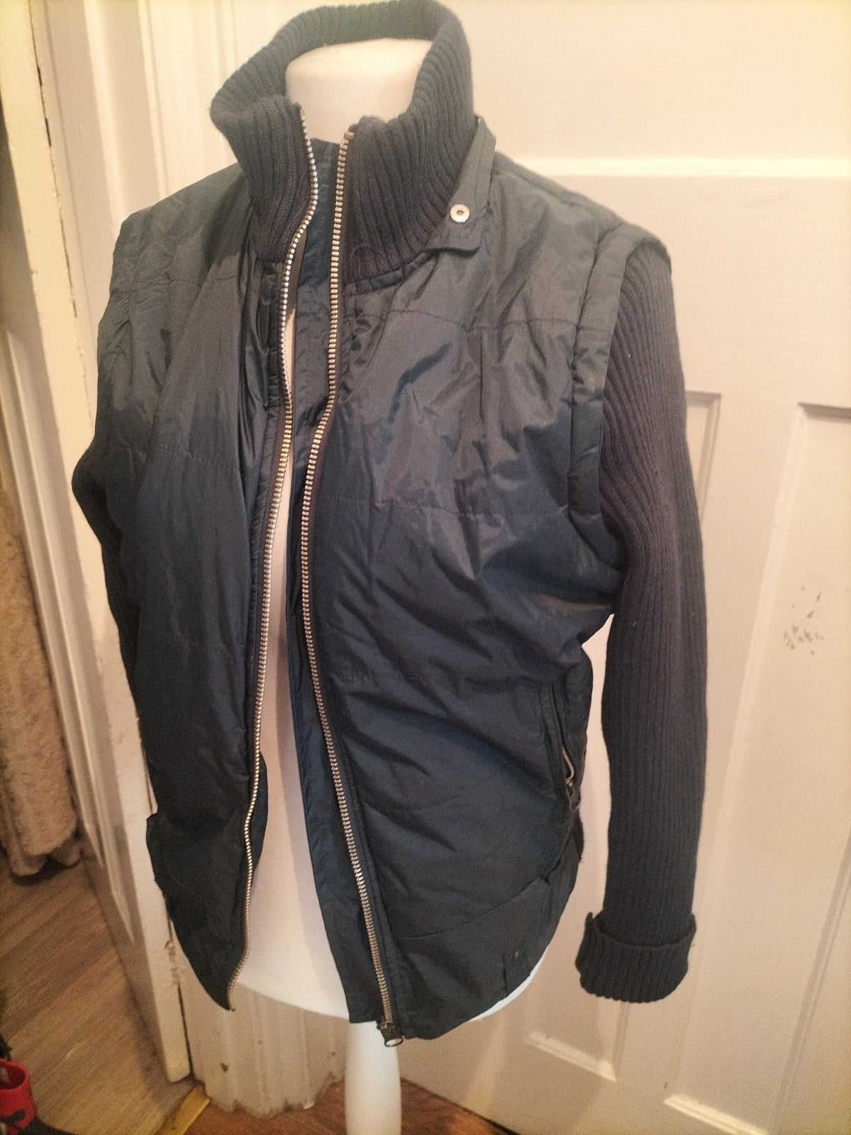Le Shark Medium Navy Zipped Coat