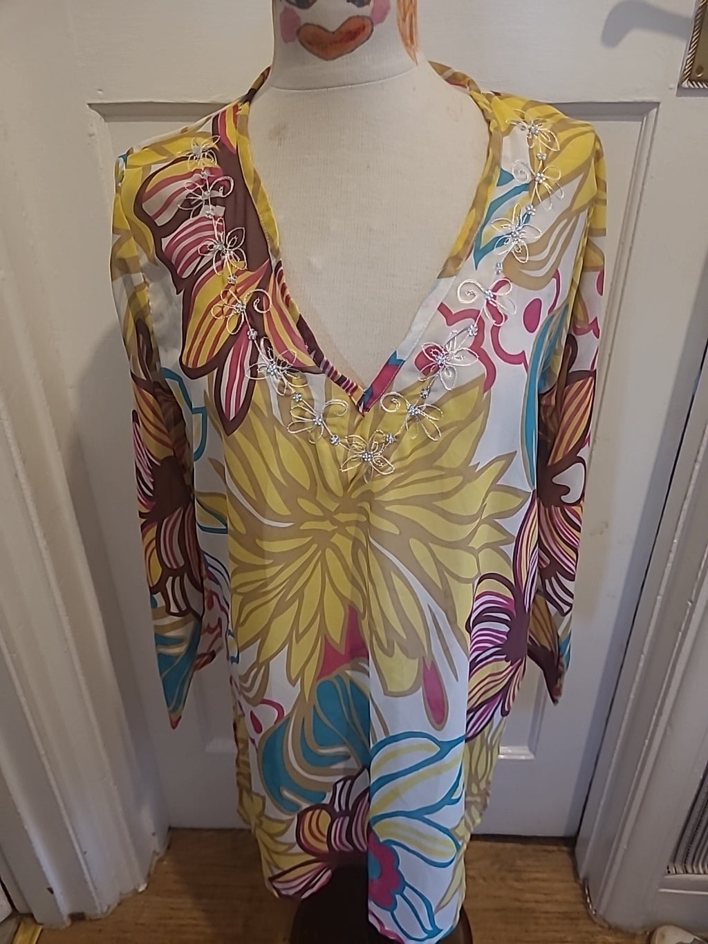 Ladies Beach Top Size Med Multicoloured Long Sleeved