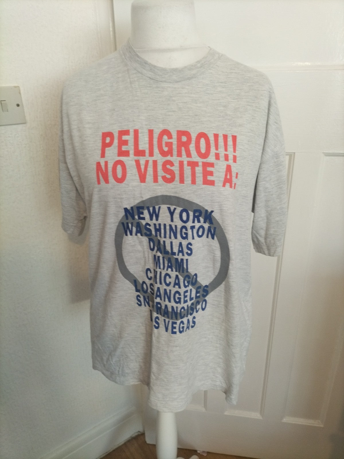 Mens Size XL Grey No Visitors Tshirt