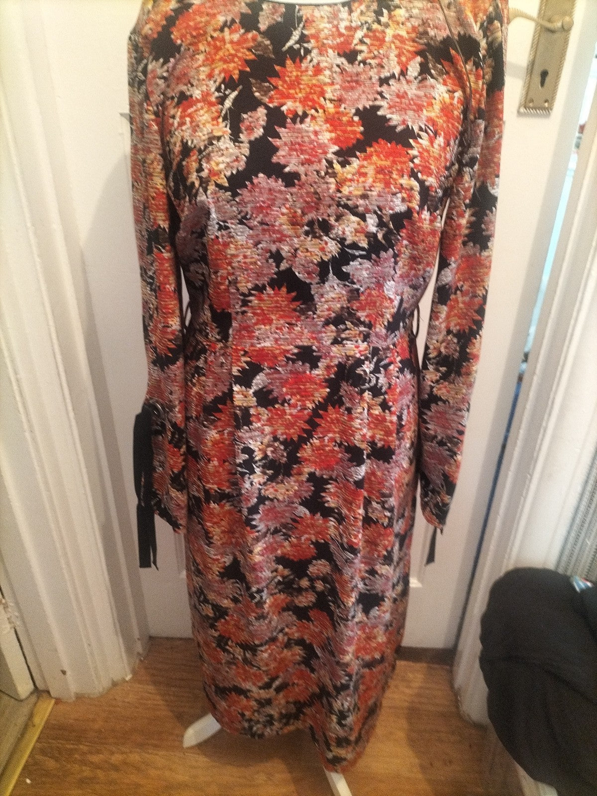 Ladies Primark Size 12 Black/Orange/Red Floral Long Sleeved Dress