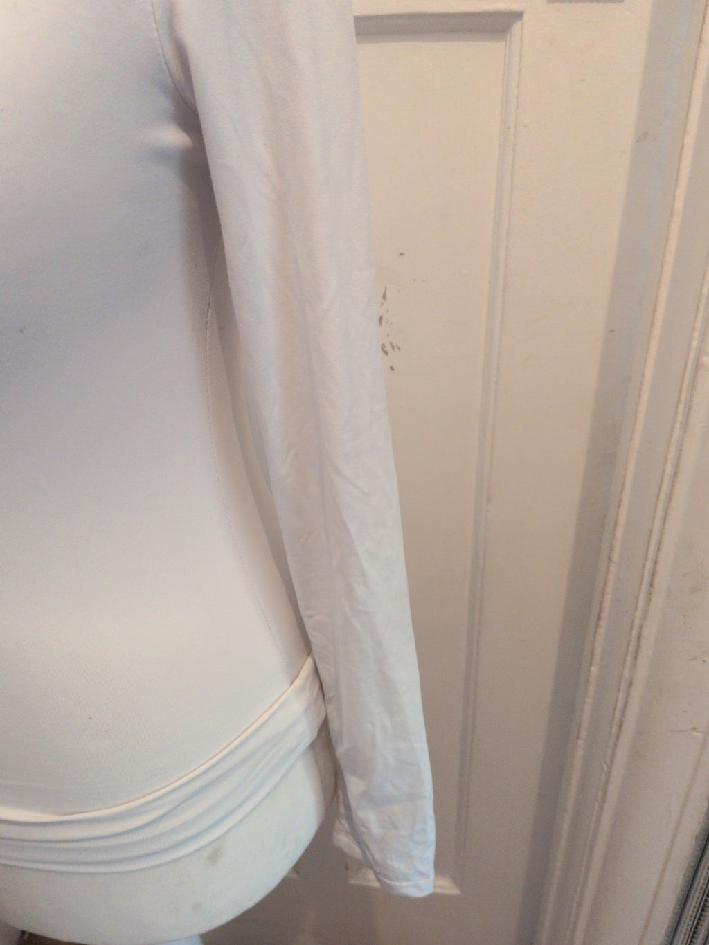 Primark Small White Long Sleeve With Thumb Hole T-shirt